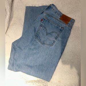 Levi Light Wash Jeans Straight 32x26